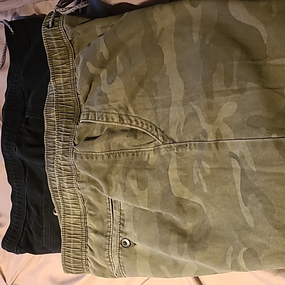 Bundle sale 2 joggers
